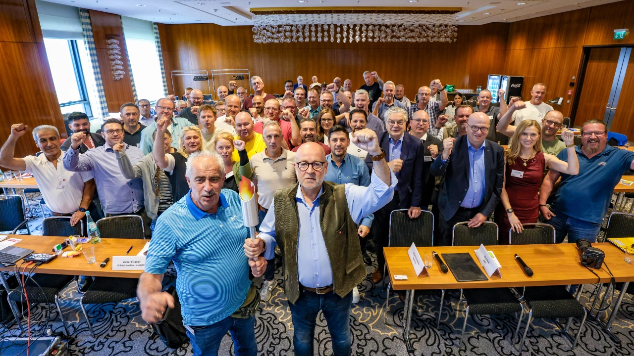 Gruppenfoto Branchenkonferenz Stahl