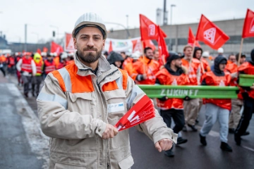 Auftakt zur Tarifrunde Stahl 2025