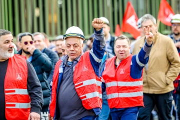 IG Metall und Thyssenkrupp Steel Europa einigen sich auf Sanierungstarifvertrag