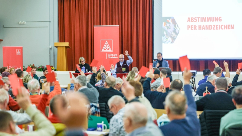 Abstimmung bei der Delegiertenversammlung im November 2024