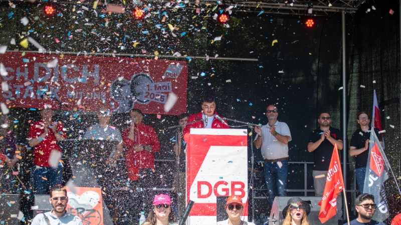 1. Mai Rede – Eren Elitok