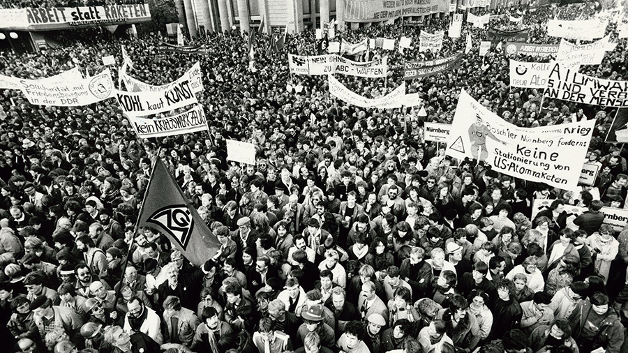 IG-Metall-Geschichte-demo-schwarzweiss